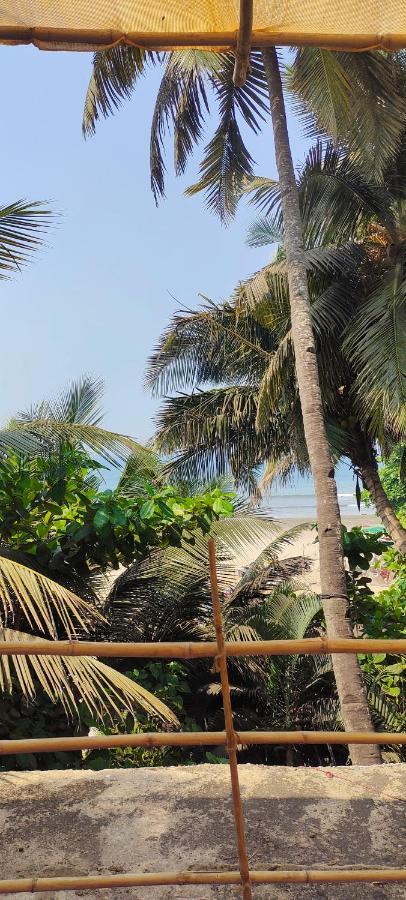 Est Hem Guesthouse أرامبول المظهر الخارجي الصورة